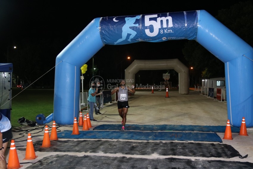 Las 5 Millas Nocturnas en fotos