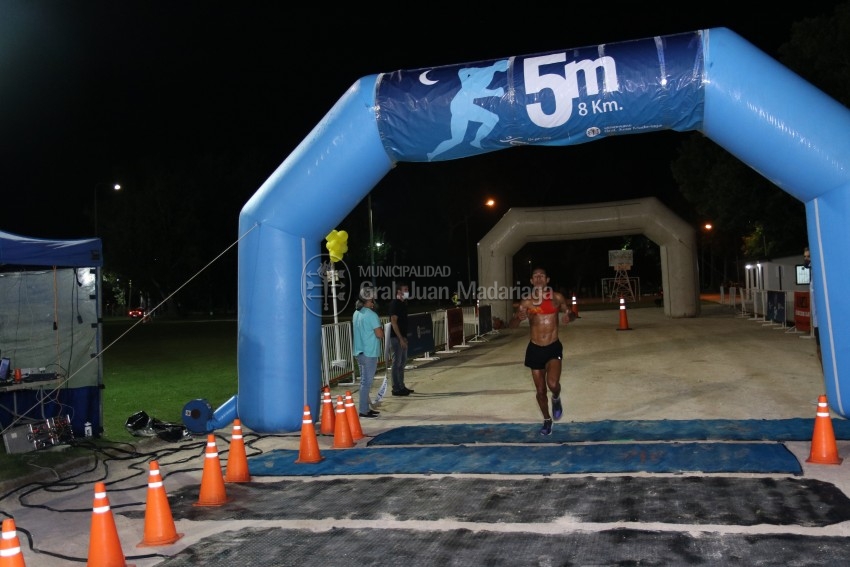 Las 5 Millas Nocturnas en fotos