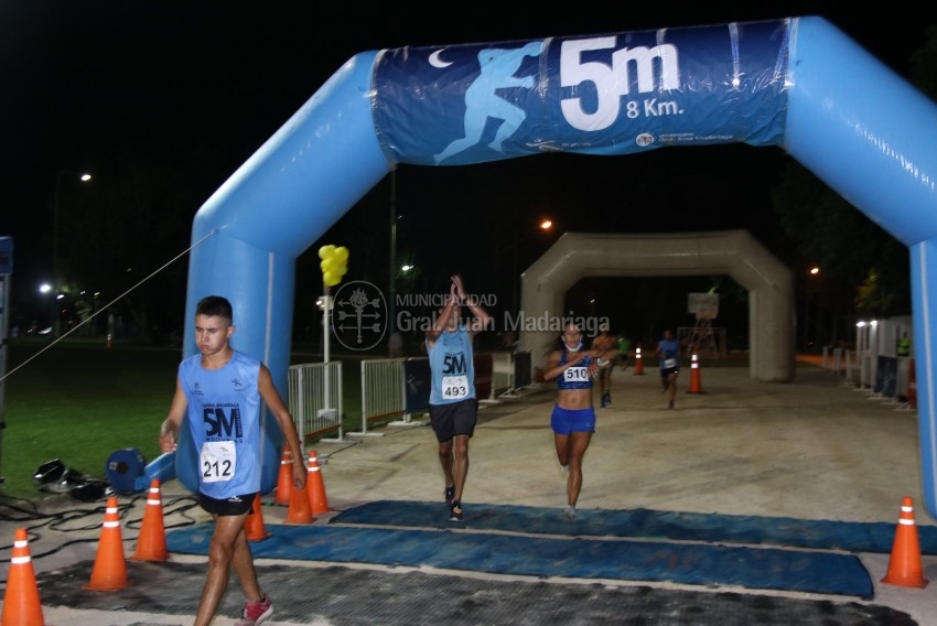 Las 5 Millas Nocturnas en fotos