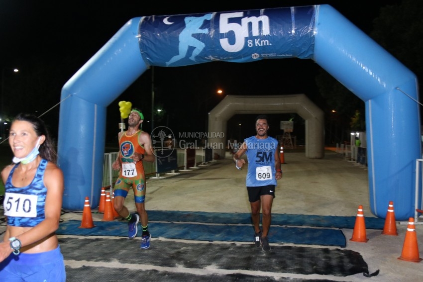 Las 5 Millas Nocturnas en fotos