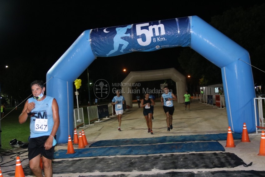 Las 5 Millas Nocturnas en fotos