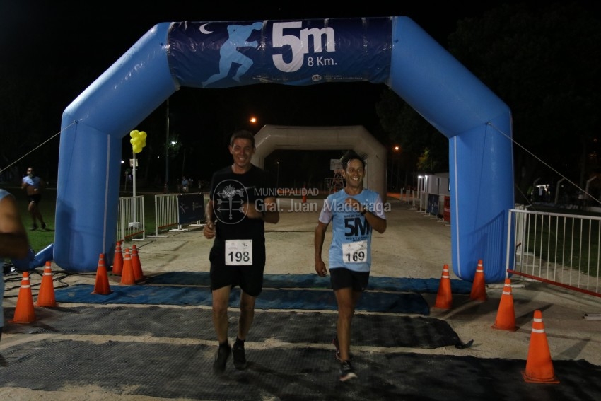 Las 5 Millas Nocturnas en fotos