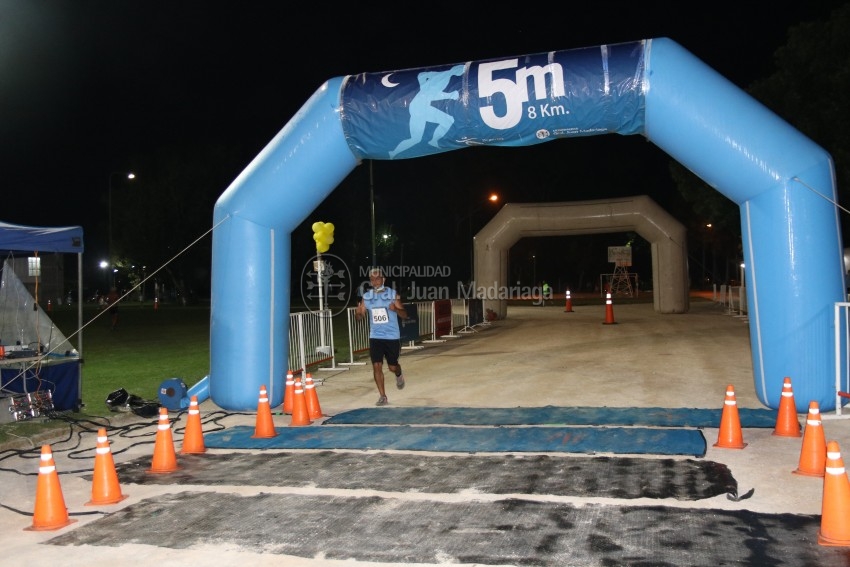 Las 5 Millas Nocturnas en fotos