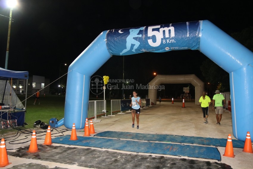 Las 5 Millas Nocturnas en fotos