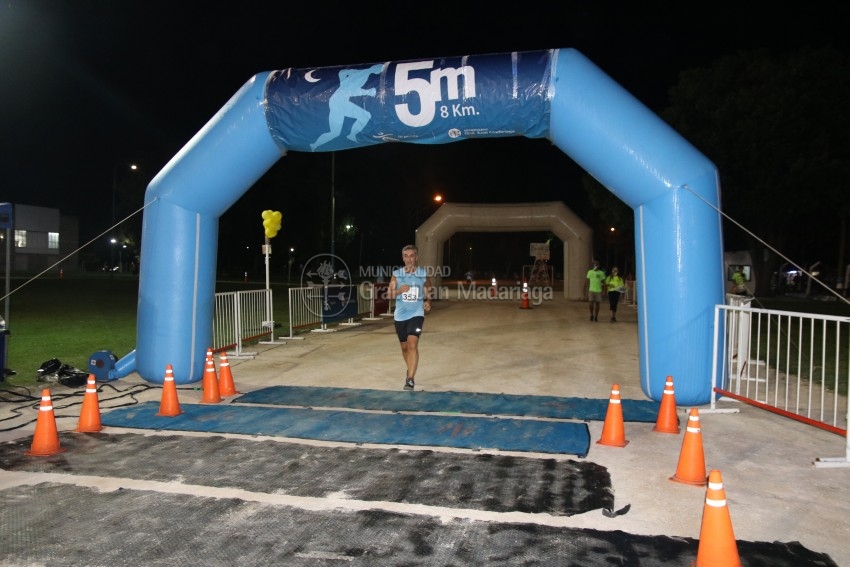 Las 5 Millas Nocturnas en fotos