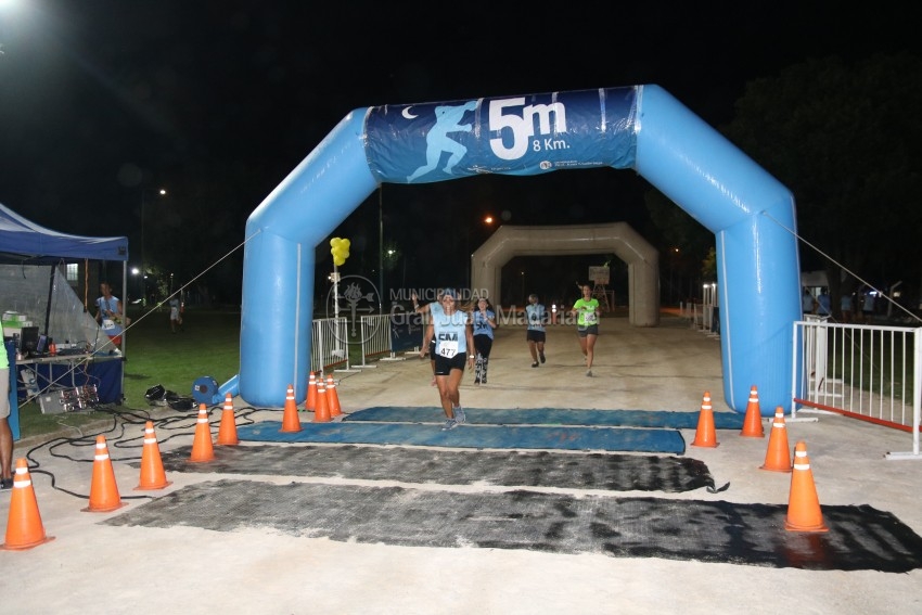 Las 5 Millas Nocturnas en fotos