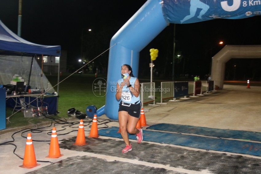 Las 5 Millas Nocturnas en fotos