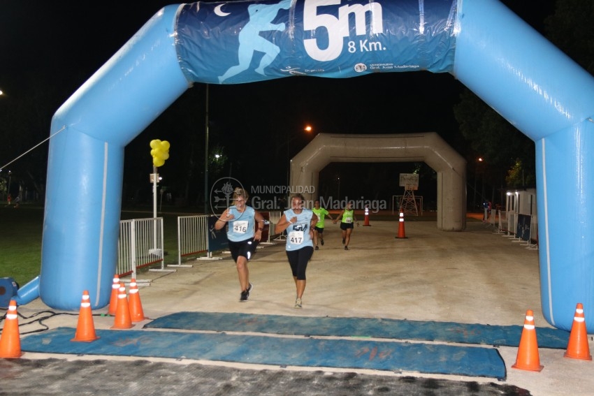 Las 5 Millas Nocturnas en fotos