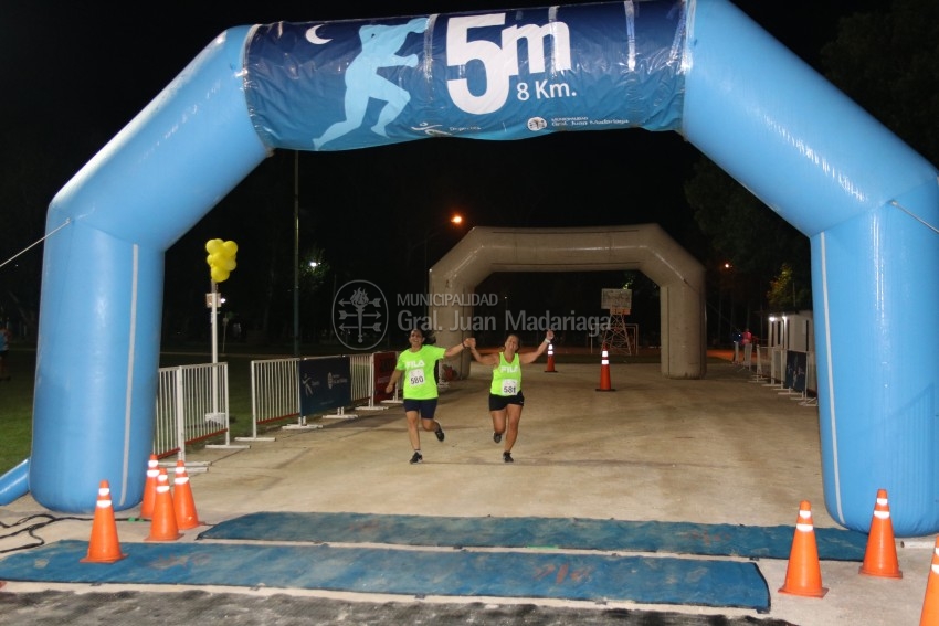 Las 5 Millas Nocturnas en fotos