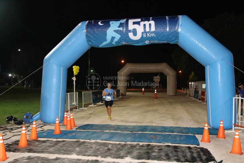 Las 5 Millas Nocturnas en fotos