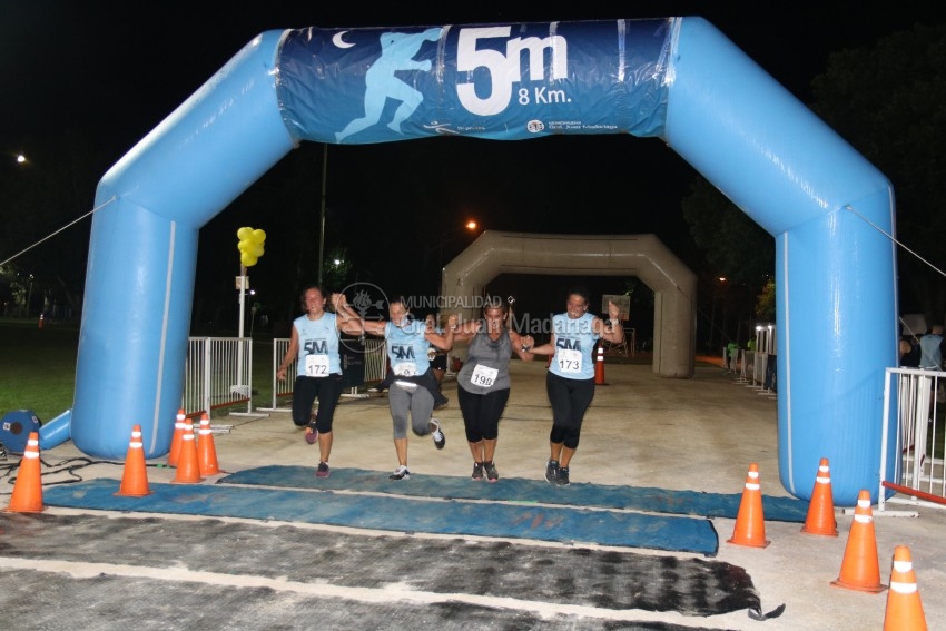 Las 5 Millas Nocturnas en fotos