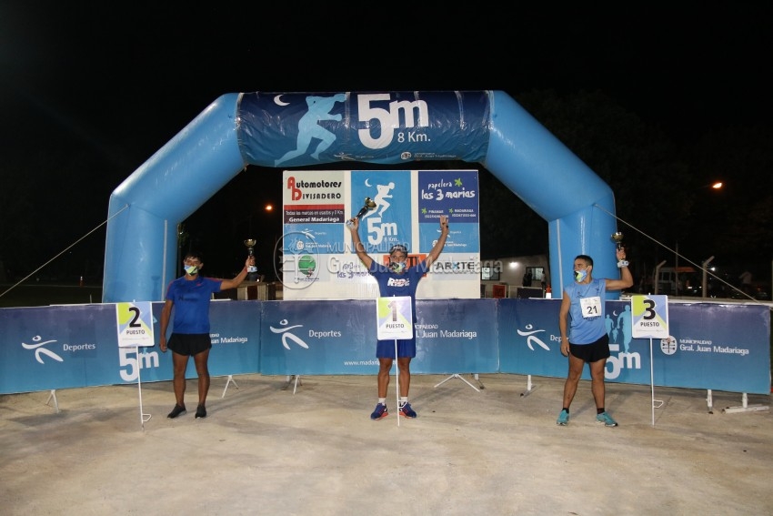 Las 5 Millas Nocturnas en fotos