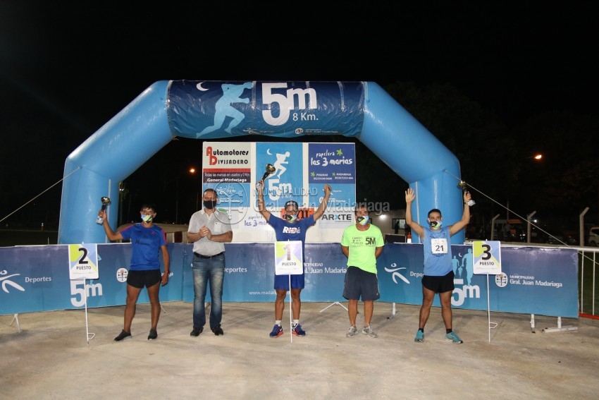 Las 5 Millas Nocturnas en fotos