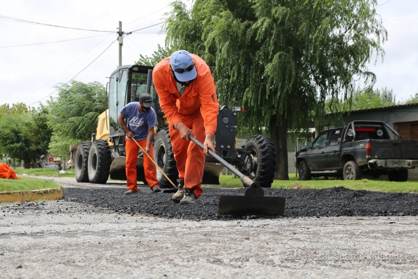 Contina la obra de repavimentacin en la Av. Tuy