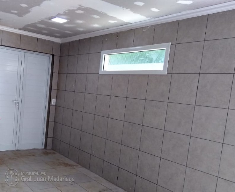 Santoro recorri la obra del depsito de residuos patognicos