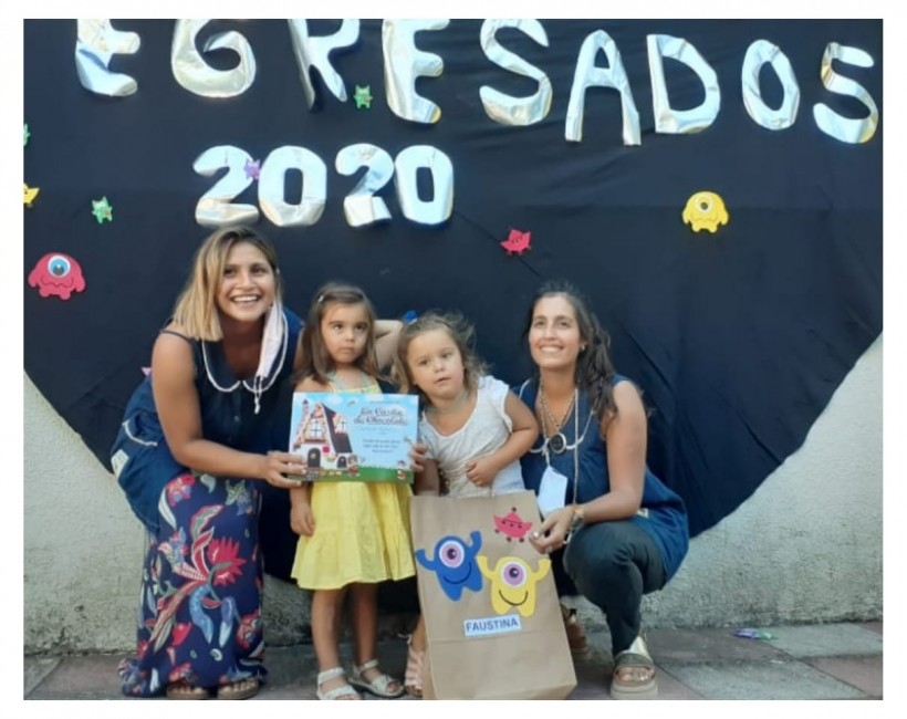 Egresaron los alumnos de la casita de chocolate