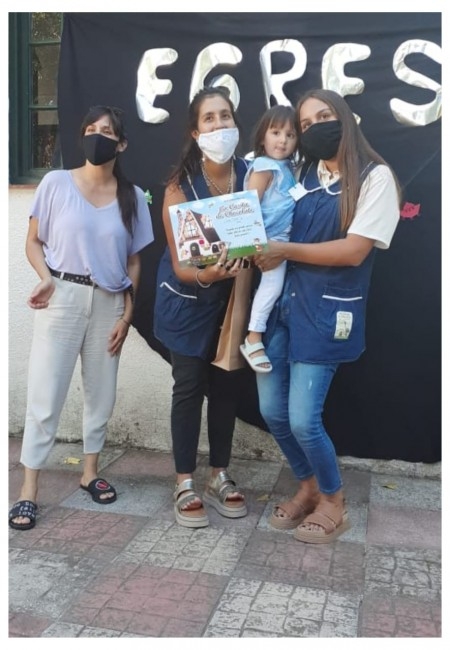 Egresaron los alumnos de la casita de chocolate