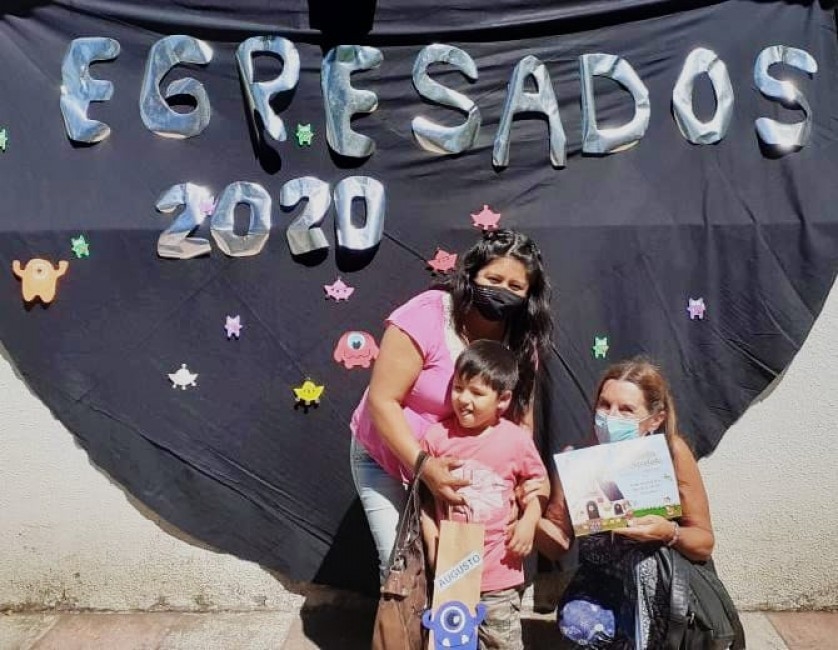 Egresaron los alumnos de la casita de chocolate