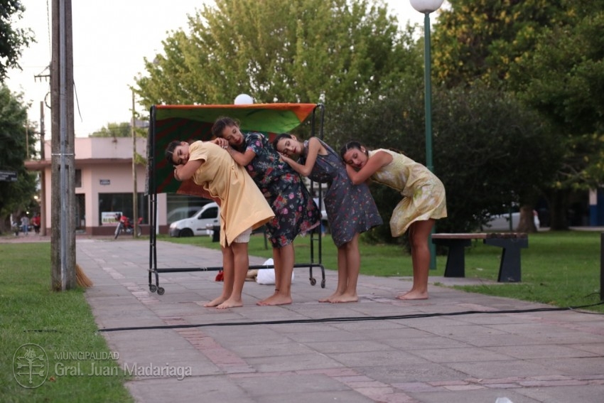 Con distintas actividades artsticas conmemoraron el Da de la Mujer e