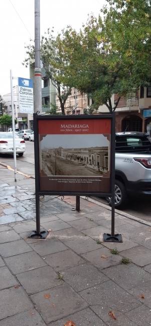 Renovaron y repararon la cartelera histrica de la calle Avellaneda