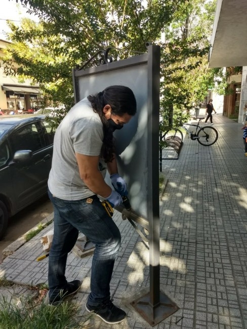 Renovaron y repararon la cartelera histrica de la calle Avellaneda