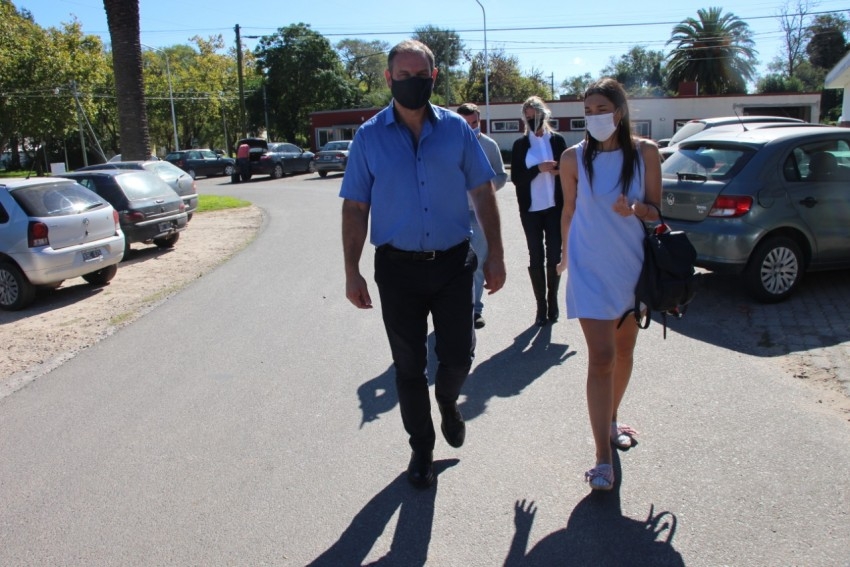 Santoro recibi en las instalaciones del Hospital a representantes de 