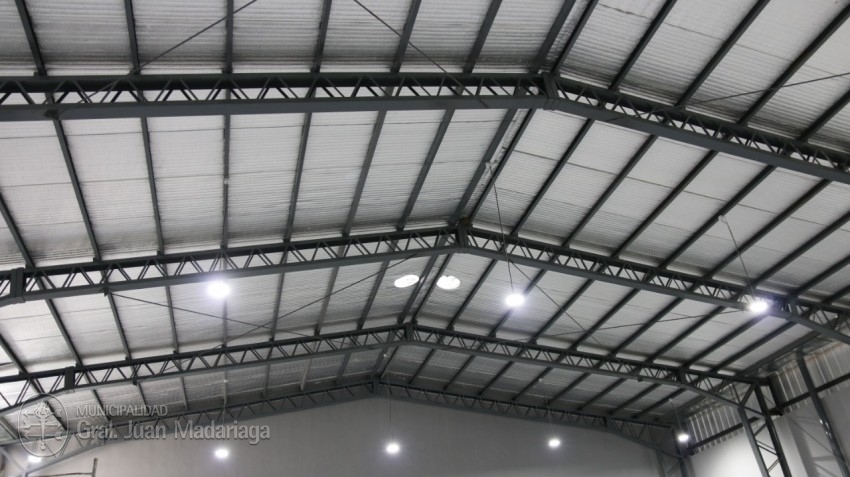 Ultiman los detalles para la inauguracin del SUM de la Escuela Tuy