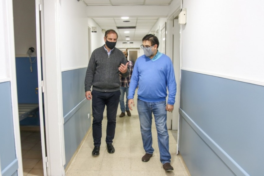 Santoro y Echeverra recorrieron las instalaciones del Instituto Medic