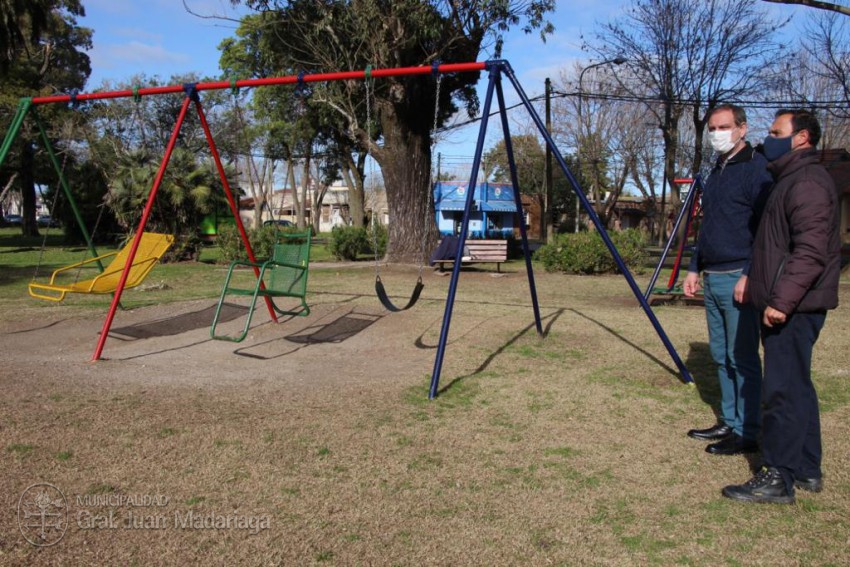 Santoro visit el Parque Anchorena donde se plantaron 100 especies