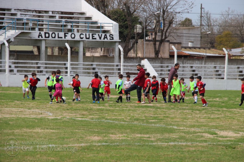 Ms de 450 chicos pasaron por la prueba de talentos de River Plate