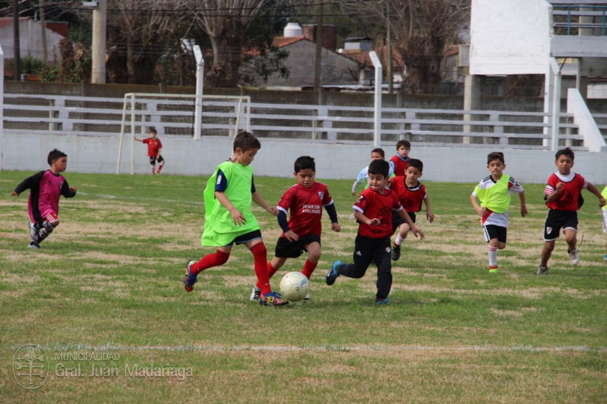 M�s de 450 chicos pasaron por la prueba de talentos de River Plate