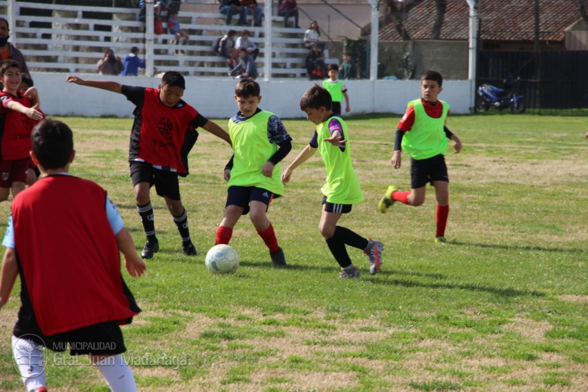 M�s de 450 chicos pasaron por la prueba de talentos de River Plate