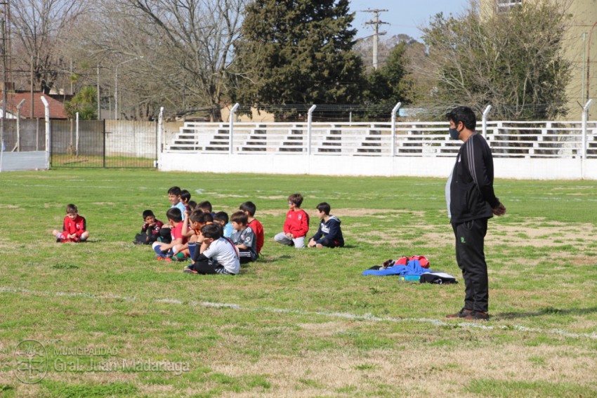 M�s de 450 chicos pasaron por la prueba de talentos de River Plate