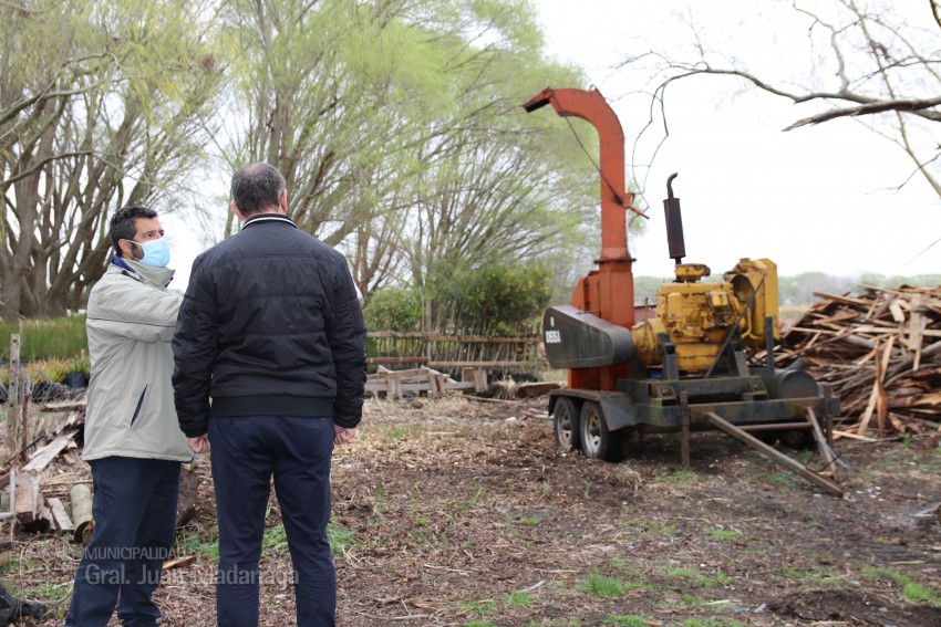 Santoro recorrió y se interiorizó en el trabajo que desempeña la empre