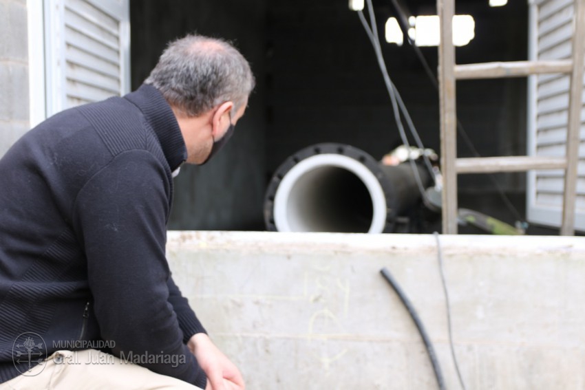 Cisterna de Agua: Instalaron las bombas y se acerca la culminacin de 