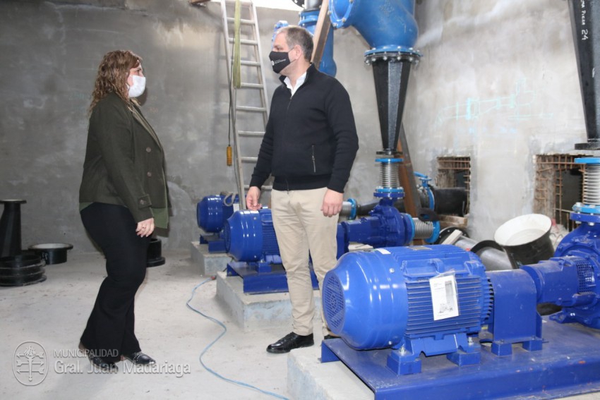 Cisterna de Agua: Instalaron las bombas y se acerca la culminación de