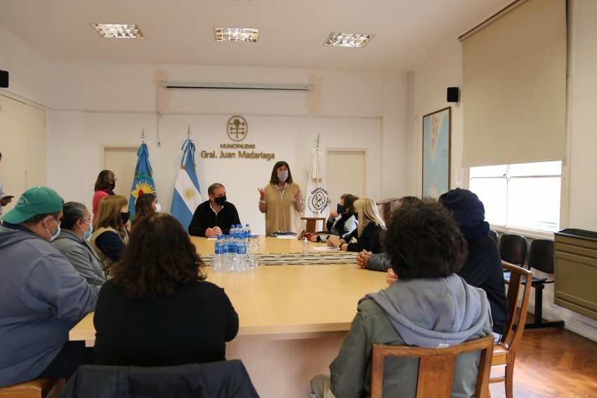 Instituciones locales recibieron el fondo especial municipal para la r