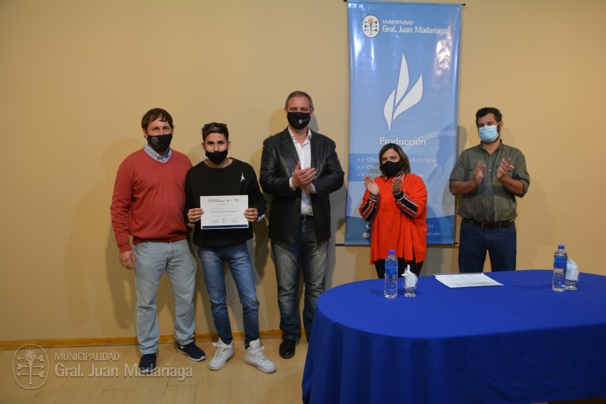 Culminó de manera exitosa el primer curso de petiseros