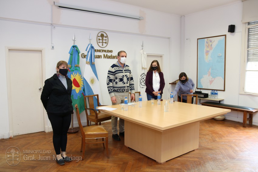 M�s agentes municipales recibieron la certificaci�n por haber concreta