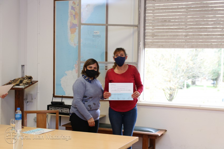 M�s agentes municipales recibieron la certificaci�n por haber concreta