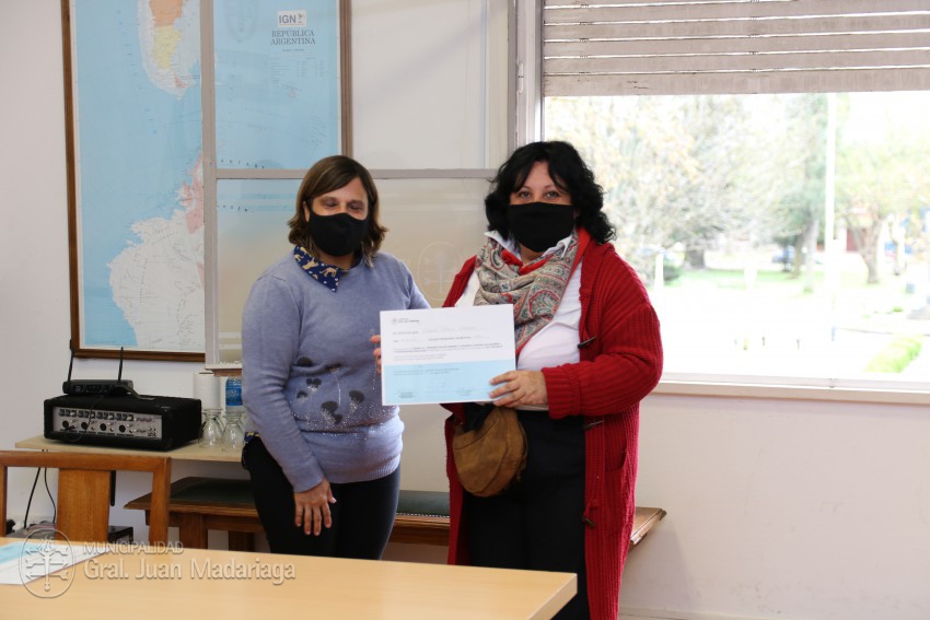 M�s agentes municipales recibieron la certificaci�n por haber concreta