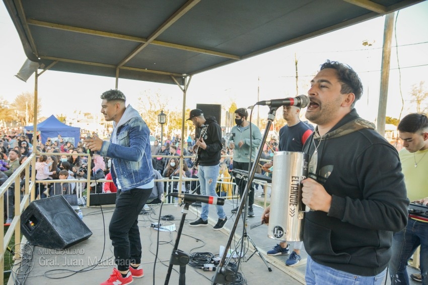 El D�a del Estudiante y la llegada de la Primavera en fotos