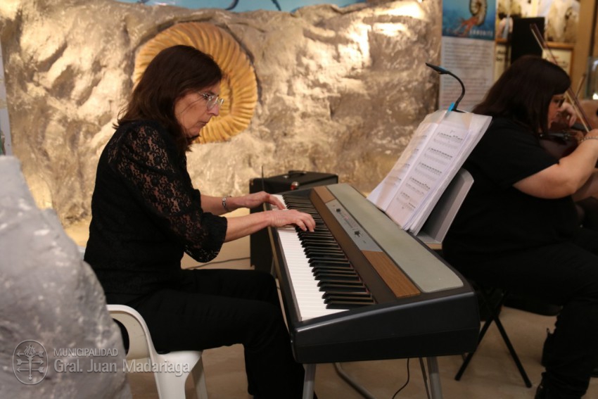 Camerata Madariaga y la Orquesta Municipal de Pinamar deleitaron al p