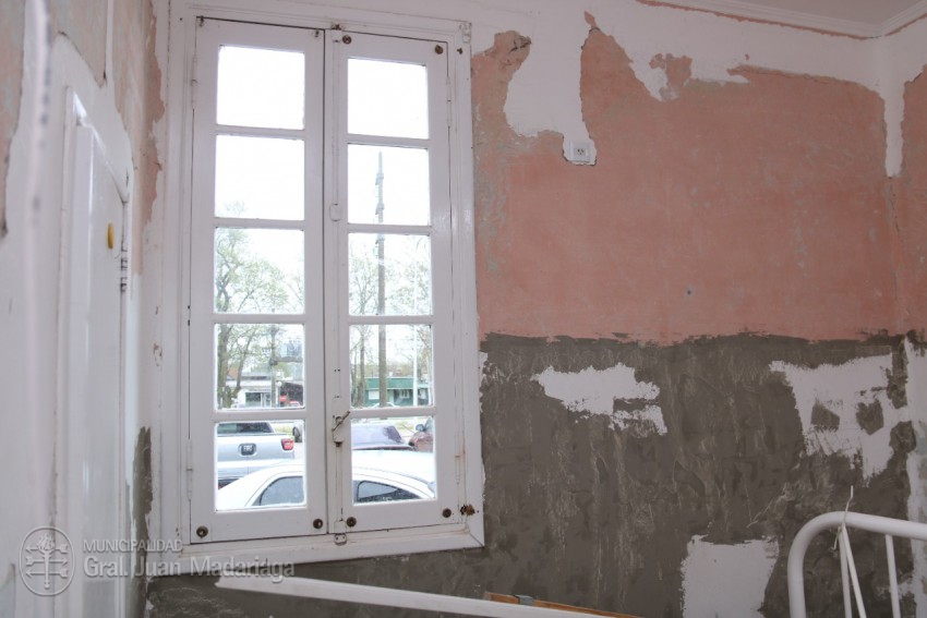 Santoro recorri el Hospital y diagram nuevas obras de mejoras