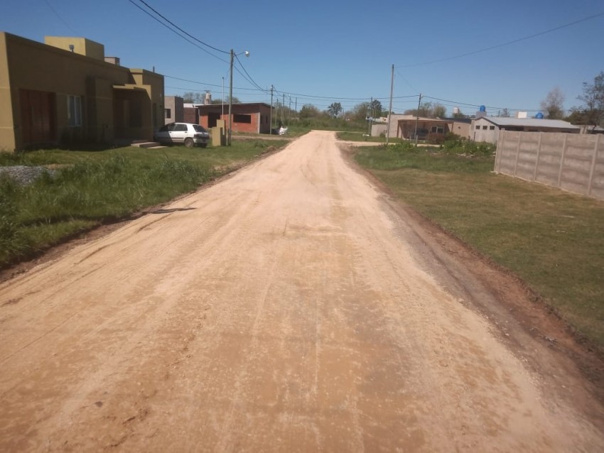 Iniciaron las tareas para realizar el cordn cuneta en el barrio Mart