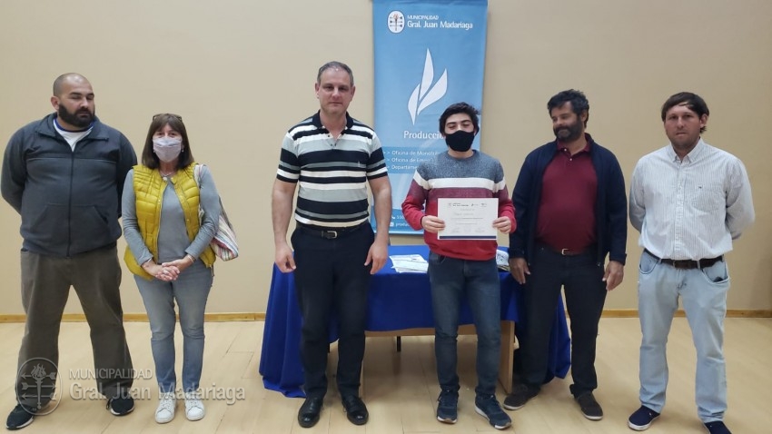 Más jóvenes recibieron la certificación por haber completado el curso