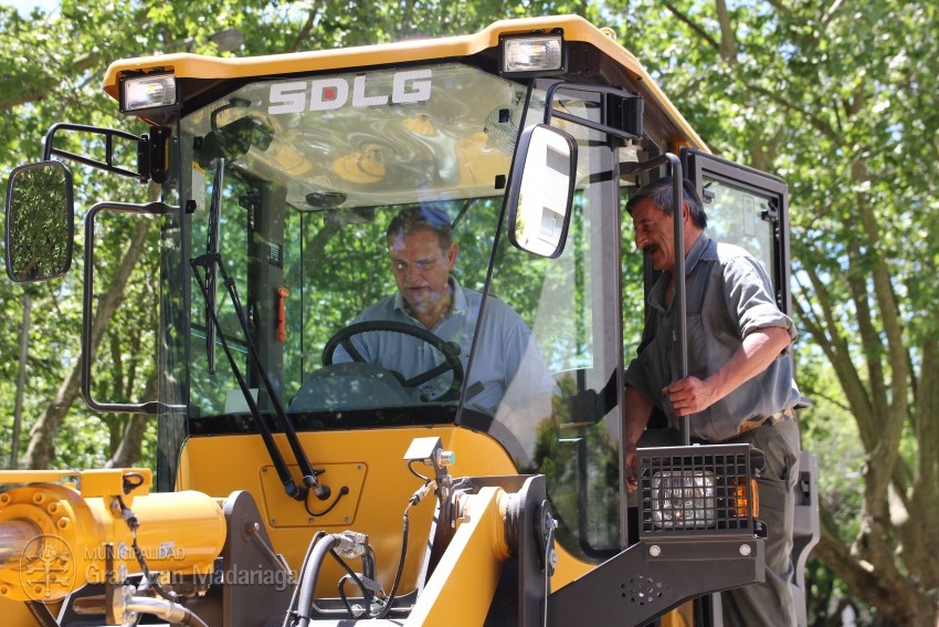 Otra maquinaria se suma al parque automotor del municipio