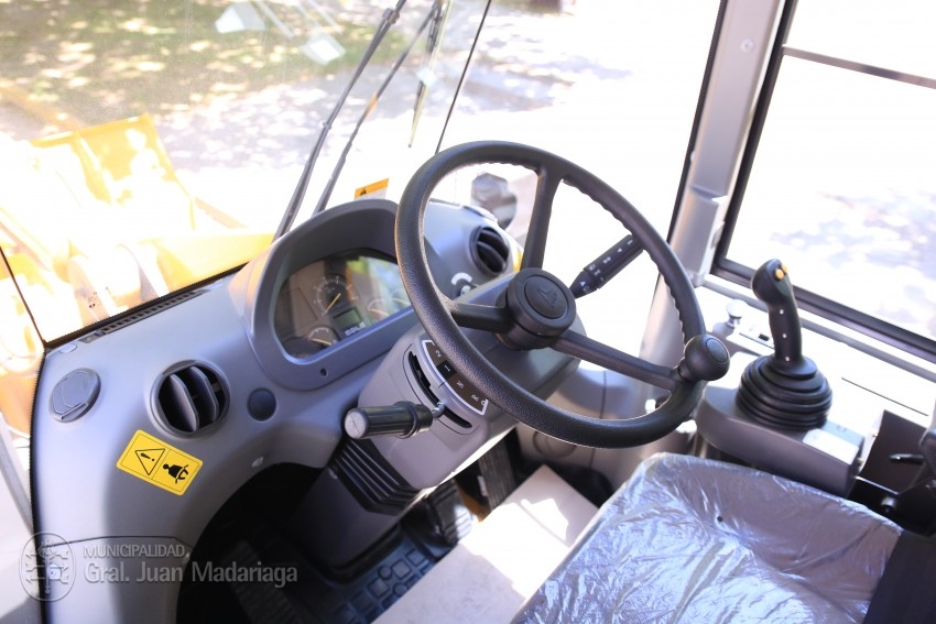 Otra maquinaria se suma al parque automotor del municipio