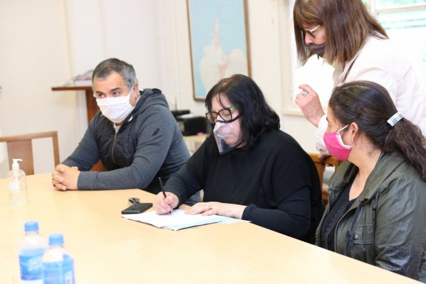 Reconocieron a las parejas de folclore que lograron dos medallas para 