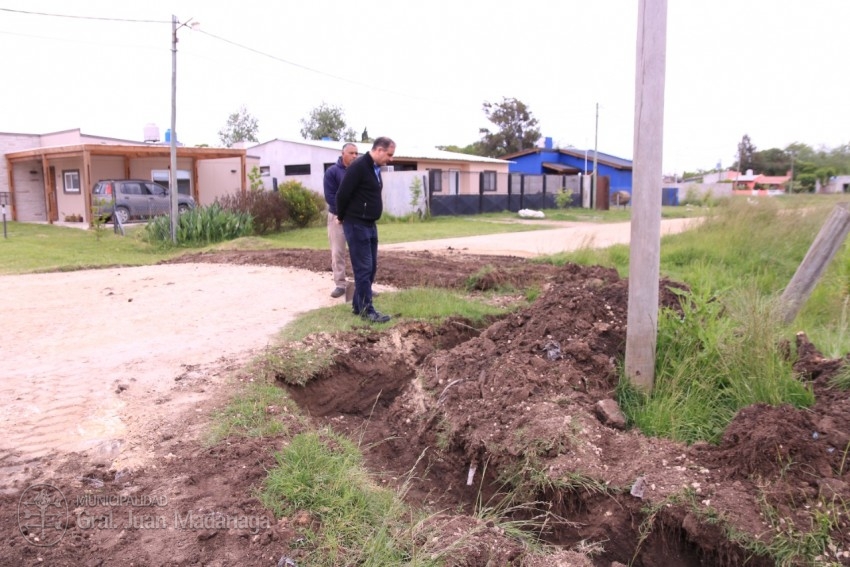 Comenzaron los trabajos para optimizar el escurrimiento del agua en el